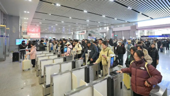 国铁集团：2026届高校毕业生新增2次单程学生优惠票