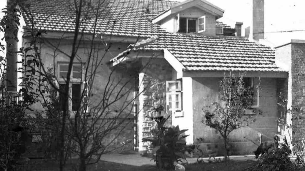 這棟住宅承載了建筑師童寯?shù)暮蟀肷?/></span></div><div><h2 class=