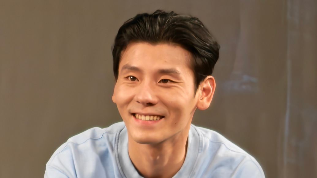 蒋奇明：在《飞行家》里，我和李雪琴演绎了一段很克制的爱情