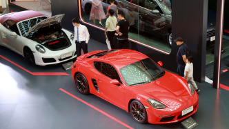 保时捷去年全球销量下滑10%，在华跌超两成至4.19万辆