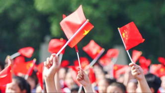 人民日?qǐng)?bào)國(guó)紀(jì)平：“今天的中國(guó)，明天的世界”緣何出現(xiàn)