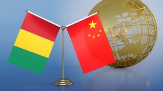 習(xí)近平主席特使、全國人大常委會副委員長鄭建邦出席幾內(nèi)亞新任總統(tǒng)就職儀式