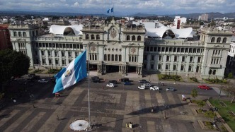 危地馬拉總統(tǒng)宣布實(shí)施30天戒嚴(yán)令