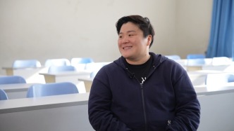 反差萌！巩立姣“自曝”睡不着时也会刷短视频，爱看TVB警匪片