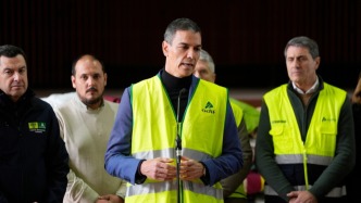 西班牙首相宣布为高铁事故遇难者举行三天哀悼