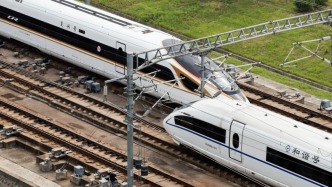 受雨雪影响，途经京沪高铁、宁杭高铁等线路部分列车临时停运