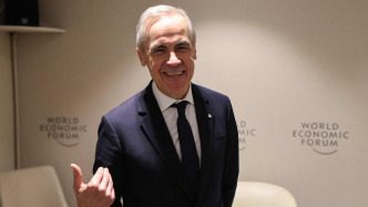 加拿大總理呼吁中等強(qiáng)國團(tuán)結(jié)行動(dòng)，抵制超級(jí)大國脅迫