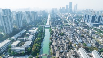 浙江去年实现地区生产总值94545亿元，增长5.5%