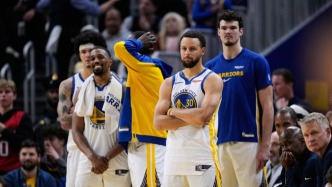 巴特勒赛季报销后，勇士队又一次走上了岔路口