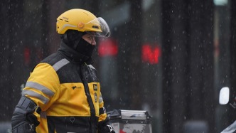 工人日报社评：推动新就业形态劳动者社保由“有”向“优”转变