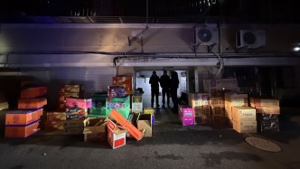 上海警方专项整治烟花爆竹类违法案件，两个月收缴6500余箱