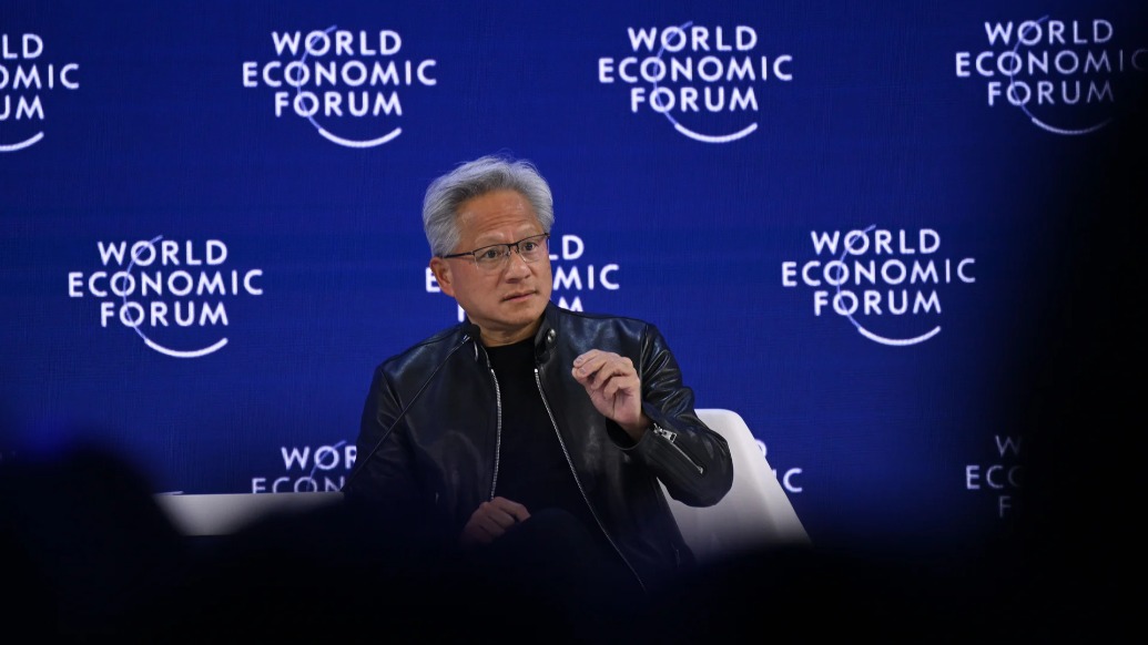 黃仁勛談過(guò)去一年AI三大突破：智能體、開(kāi)源模型、物理AI