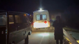 俄羅斯濱海邊疆區(qū)一旅游大巴與貨車(chē)相撞，已致3死5傷