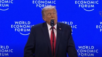 明查｜特朗普演講時當眾羞辱加州州長？AI合成的音頻