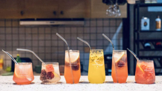 2026年，头部茶咖品牌还要继续比拼开店？