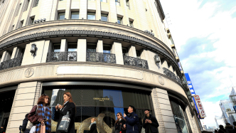 日本百貨店去年12月中國(guó)內(nèi)地顧客同比減少約四成