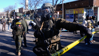 澎湃思想周報(bào)｜經(jīng)濟(jì)罷工與抵制移民鎮(zhèn)壓；社群熱背后的冷思考