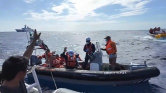 視頻丨直擊中國海警移交菲籍遇險船員現(xiàn)場