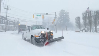 美国冬季风暴肆虐：已致7人死亡，多地宣布进入紧急状态