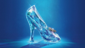 尋找灰姑娘：跨文化視野下的美國身體時尚、城市與消費主義