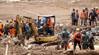 視頻丨印尼山體滑坡已致26人遇難，救援仍在進(jìn)行