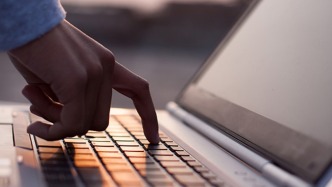 人民網(wǎng)三評“平臺治理”之一：合規(guī)是底線，不容逾越