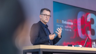 潘励驰回应一切，保时捷以价值与定力迎接中国市场挑战