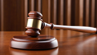 利用AI換臉生成不雅照片誹謗他人，男子被判一年三個月