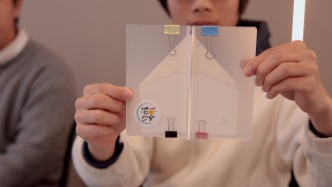 如何折一架能飞近百米的纸飞机？