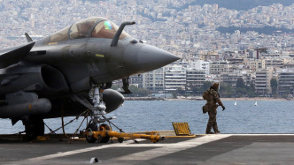 法媒：法國航母赴北大西洋“敏感區(qū)域”軍演