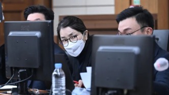 韓國前總統(tǒng)夫人金建希所涉股價操縱等案今日一審宣判