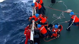 國防部：菲海警有關(guān)發(fā)言人借人道主義善舉煽宣炒作，手段卑劣行為可恥