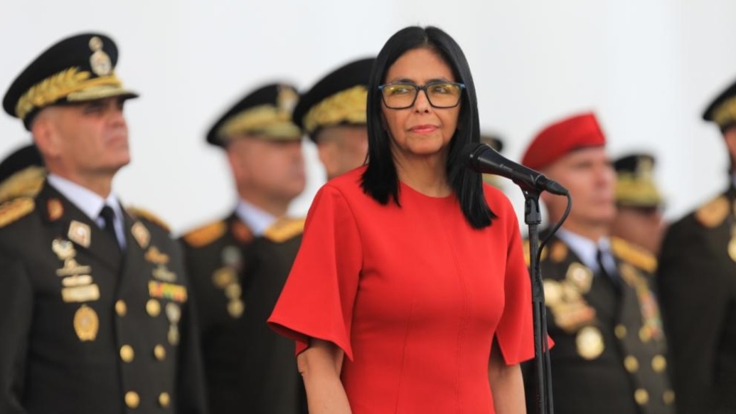 “絕對忠誠”,委內(nèi)瑞拉軍方承認代總統(tǒng)為最高統(tǒng)帥