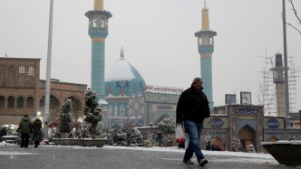 美媒：特朗普听取多种打击伊朗方案，包含“大规模轰炸行动”