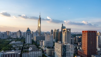 南京去年GDP為19428.78億元，同比增長5.2%