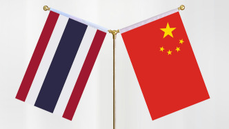 首批中國援泰國人道主義物資運抵曼谷