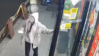 監(jiān)拍湖南一無人便利店遭竊：1人駕車接應(yīng)，2人戴面具行竊