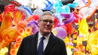 大外交｜超越“盲人摸象”：斯塔默訪華收官，中英關(guān)系邁入“務(wù)實(shí)新周期”