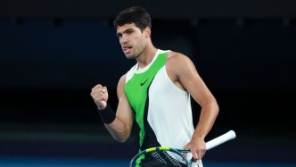 最年輕全滿貫！阿爾卡拉斯擊敗德約科維奇，生涯首度問鼎澳網(wǎng)