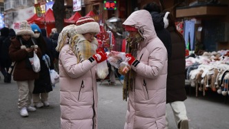 馬上評(píng)｜“老式人類”正在奪回生活的主體性