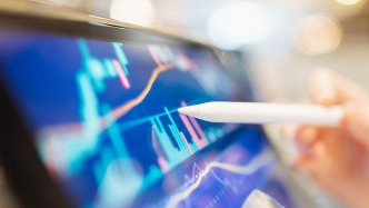 國(guó)投白銀LOF復(fù)牌后跌停，持有人該如何抉擇？