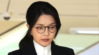 首案一審被判1年8個月，韓國前總統(tǒng)夫人金建希提出上訴