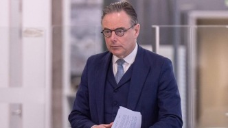 比利時(shí)首相：美“大棒”揮向歐洲是轉(zhuǎn)折點(diǎn)，須做好萬全準(zhǔn)備