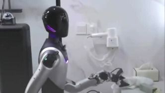 拾光紀(jì)·總書(shū)記關(guān)心的未來(lái)產(chǎn)業(yè)，“十五五”規(guī)劃建議列出六個(gè)增長(zhǎng)點(diǎn)