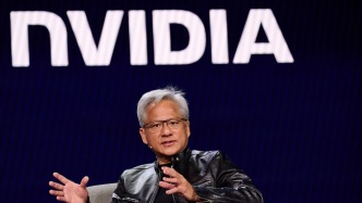 黄仁勋否认对OpenAI不满，称会按计划进行巨额投资