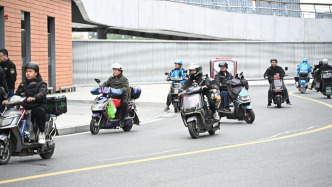 电动自行车禁行路段是否会调整？政协委员与政府部门现场交流