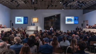 破局與登頂：不止弗里達(dá)，2025年她們也刷新成交紀(jì)錄