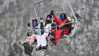 【講習(xí)所·冰雪春天】冰雪經(jīng)濟(jì)奏響“熱”旋律