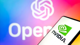 英偉達(dá)對(duì)OpenAI千億美元巨額投資有變？黃仁勛、奧特曼先后表態(tài)“穩(wěn)軍心”