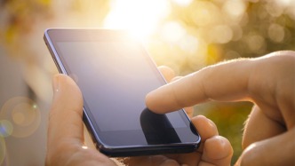 四川多名人大代表政協(xié)委員入駐問政平臺，網(wǎng)友留言多一方回復